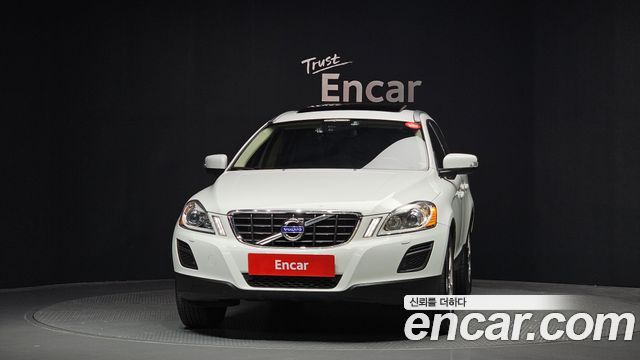 Volvo XC60 D4 1st 2013 — фото 3