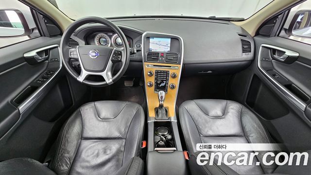 Volvo XC60 D4 1st 2013 — фото 7