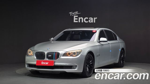 BMW 7 Series (F01) 750Li xDrive