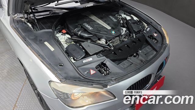 BMW 7 Series (F01) 750Li xDrive 2011 — фото 6