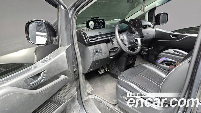 Hyundai Staria Lounge 9-Seater Inspiration 2023 — фото 12
