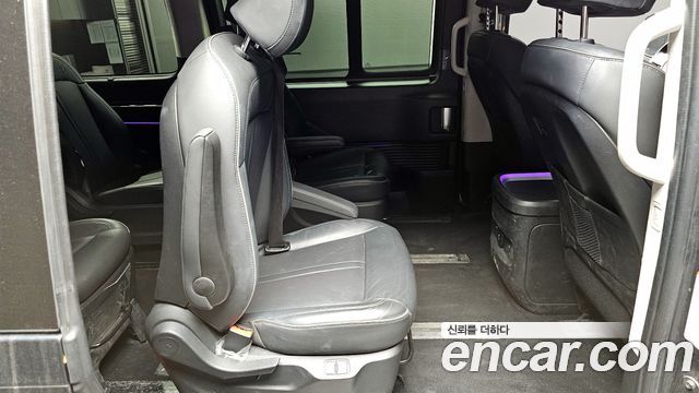 Hyundai Staria Lounge 9-Seater Inspiration 2023 — фото 26