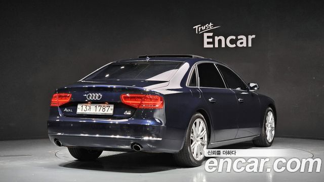 Audi A8 4.2 FSI Quattro LWB D4 2012 — фото 2