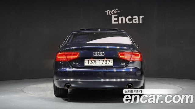 Audi A8 4.2 FSI Quattro LWB D4 2012 — фото 4