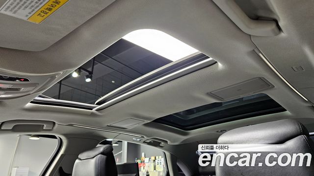 Audi A8 4.2 FSI Quattro LWB D4 2012 — фото 16