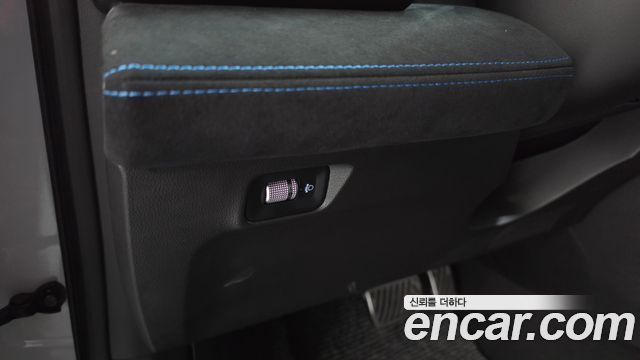 Renault Korea Grand Koleos 1.5 E-TECH Esprit Alphine 2WD 2025 — фото 20