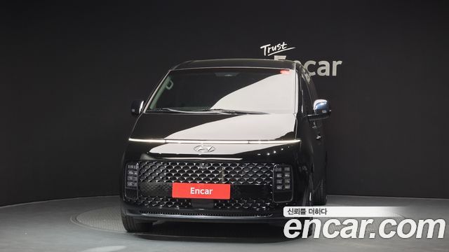 Hyundai Staria 4WD Lounge 9-Seater Inspiration 2022 — фото 3