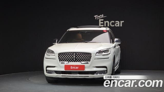 Lincoln Aviator (II) 3.0 Black Label AWD 2021 — фото 3