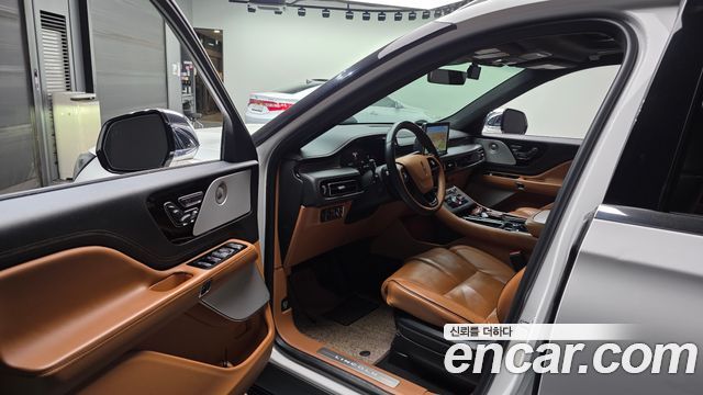 Lincoln Aviator (II) 3.0 Black Label AWD 2021 — фото 10