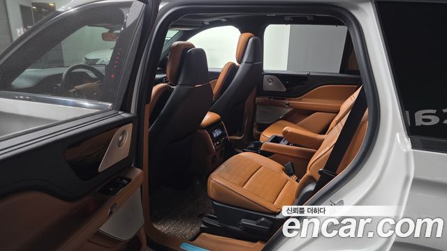 Lincoln Aviator (II) 3.0 Black Label AWD 2021 — фото 11