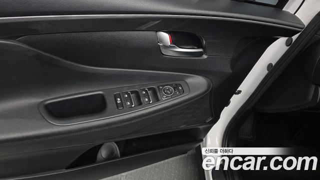 Hyundai Santa Fe Diesel 2.2 2WD Prestige 2022 — фото 28