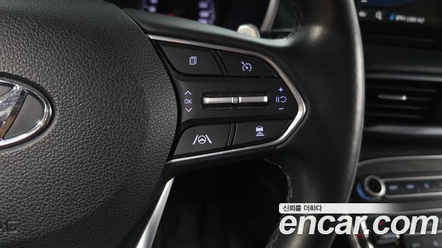 Hyundai Santa Fe Diesel 2.2 2WD Prestige 2022 — фото 34