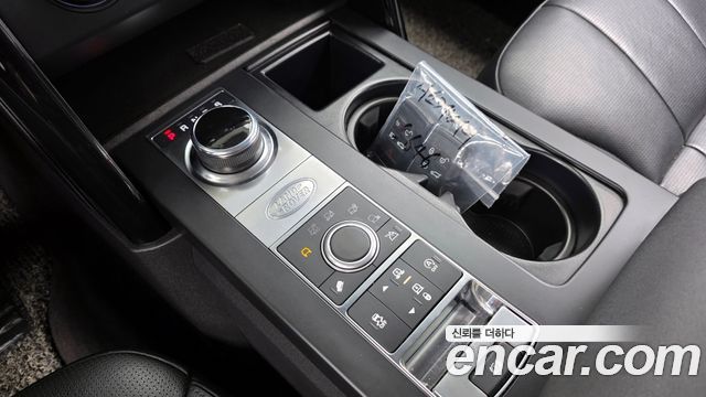 Land Rover Discovery 5 3.0 SD6 SE 2019 — фото 9