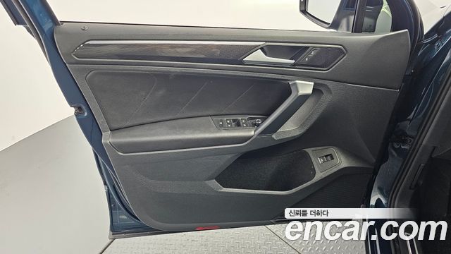 Volkswagen Tiguan (II) 2.0 TDI 4-Motion Premium 2022 — фото 24