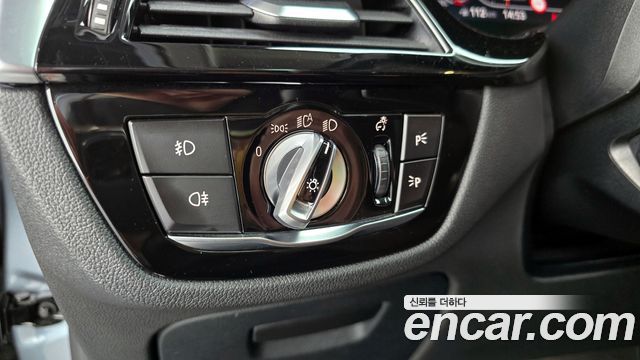 BMW 5 Series (G30) 520d xDrive Luxury Plus 2020 — фото 24