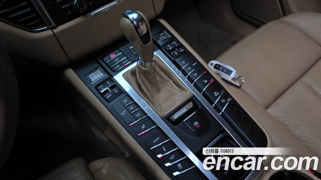 Porsche Macan 3.6 Turbo 95B 2014 — фото 9