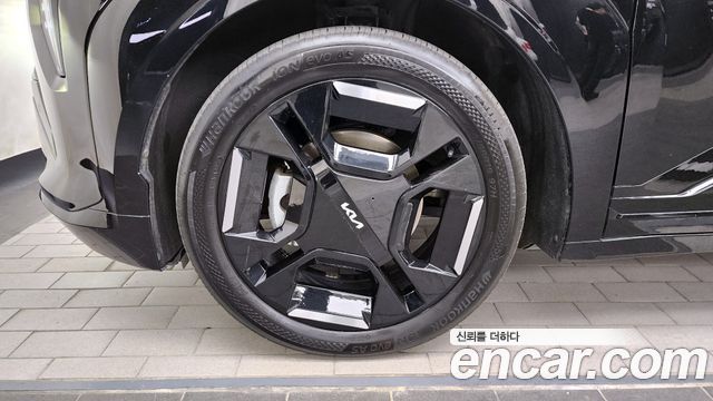 Kia EV3 Standard 2WD GT Line 2025 — фото 5