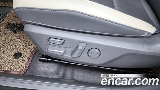 Kia EV3 Standard 2WD GT Line 2025 — фото 31