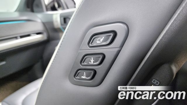 Kia EV3 Standard 2WD GT Line 2025 — фото 32