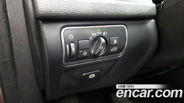 Volvo XC60 D5 AWD 1st 2015 — фото 20