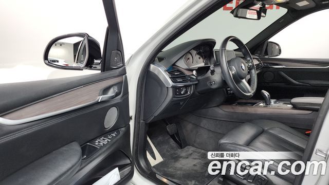 BMW X5 (F15) xDrive 40d 2015 — фото 10