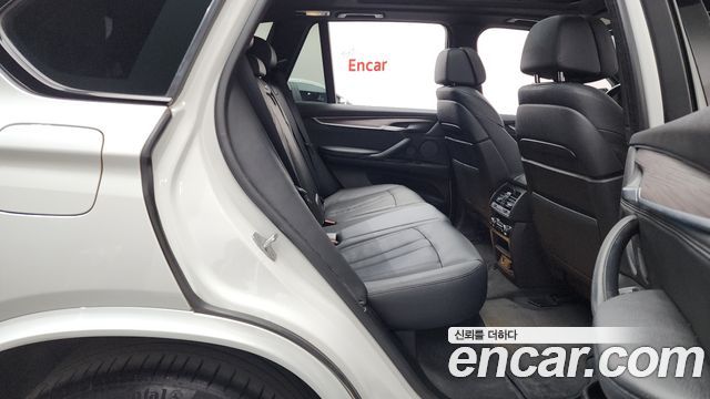BMW X5 (F15) xDrive 40d 2015 — фото 11
