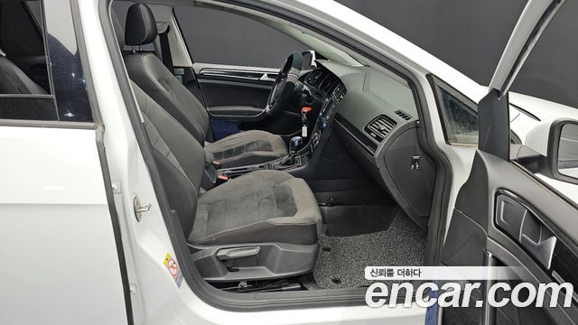 Volkswagen Golf (VII) 2.0 TDI 2016 — фото 26