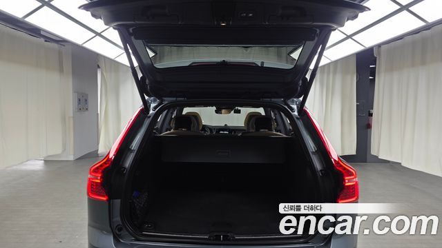 Volvo XC60 (II) T6 Inscription 2018 — фото 24