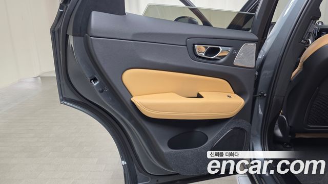 Volvo XC60 (II) T6 Inscription 2018 — фото 31