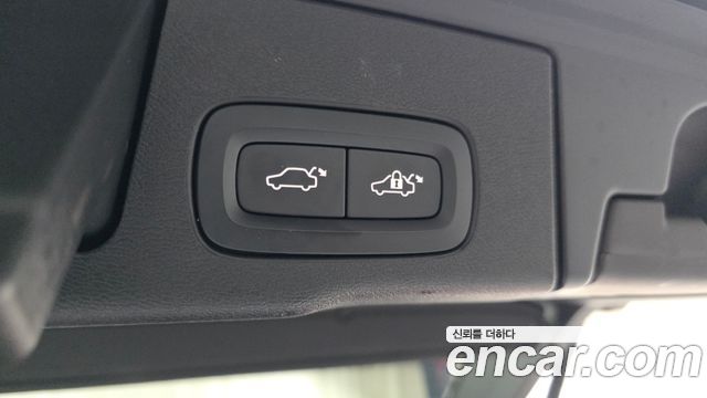Volvo XC60 (II) T6 Inscription 2018 — фото 35