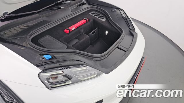 Porsche Macan EV Base 2025 — фото 6