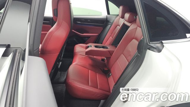 Porsche Macan EV Base 2025 — фото 16