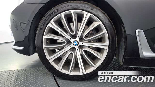 BMW 7 Series (G11) 750Li xDrive Luxury 2016 — фото 5
