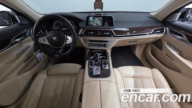 BMW 7 Series (G11) 750Li xDrive Luxury 2016 — фото 7