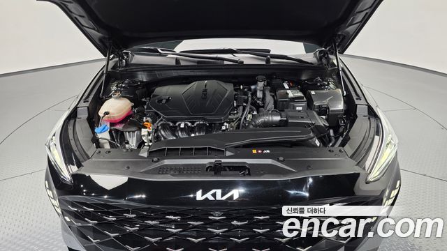 Kia K8 2.5 Gasoline 2WD Noblesse 2022 — фото 6