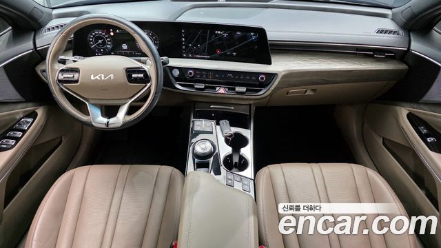 Kia K8 2.5 Gasoline 2WD Noblesse 2022 — фото 7
