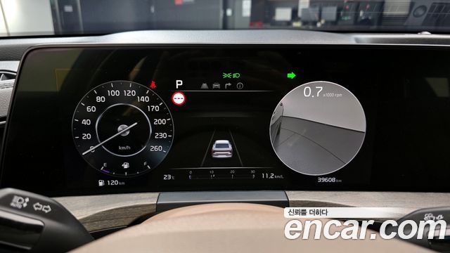 Kia K8 2.5 Gasoline 2WD Noblesse 2022 — фото 8