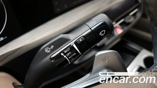 Kia K8 2.5 Gasoline 2WD Noblesse 2022 — фото 20