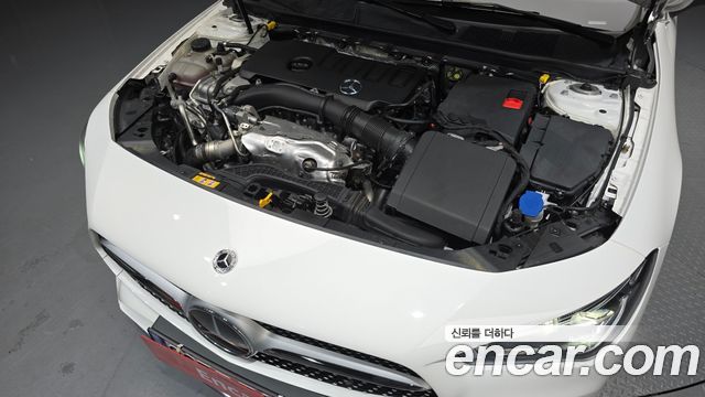 Mercedes-Benz CLA-Class (C118) CLA250 4MATIC 2023 — фото 6