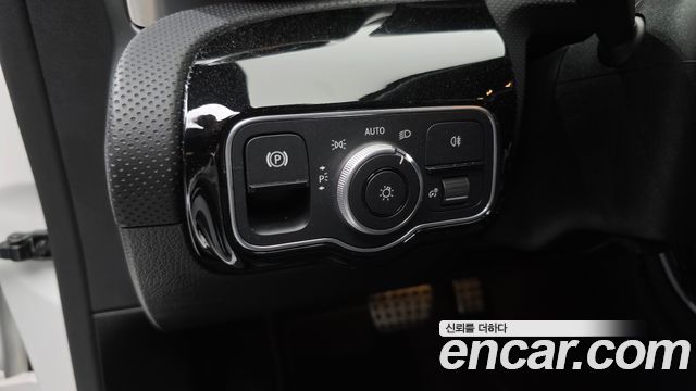 Mercedes-Benz CLA-Class (C118) CLA250 4MATIC 2023 — фото 17