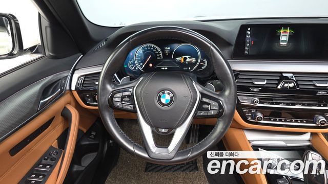 BMW 5 Series (G30) 530i xDrive M Sport Package 2018 — фото 17
