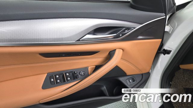 BMW 5 Series (G30) 530i xDrive M Sport Package 2018 — фото 34
