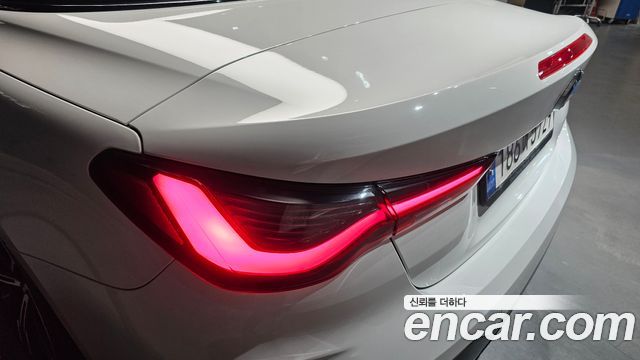 BMW 4 Series (G22) 420i M Sport Convertible 2021 — фото 23