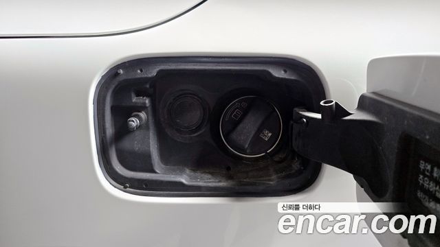 BMW 4 Series (G22) 420i M Sport Convertible 2021 — фото 30
