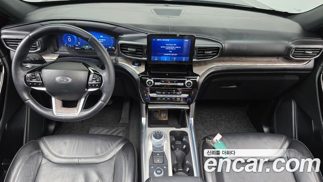 Ford Explorer (VI) 3.0 Platinum 4WD 2022 — фото 7