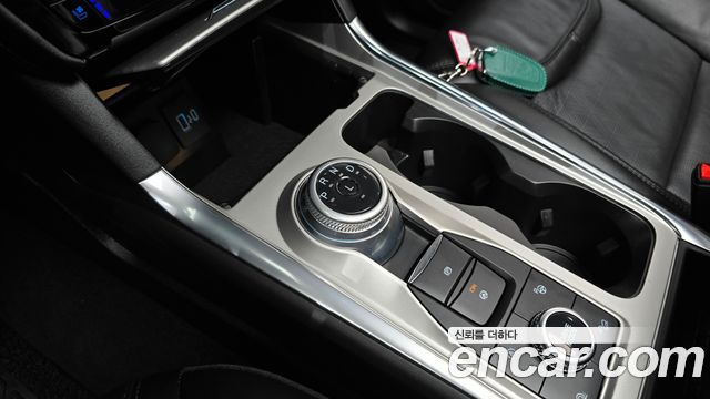 Ford Explorer (VI) 3.0 Platinum 4WD 2022 — фото 9