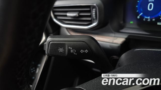 Ford Explorer (VI) 3.0 Platinum 4WD 2022 — фото 33