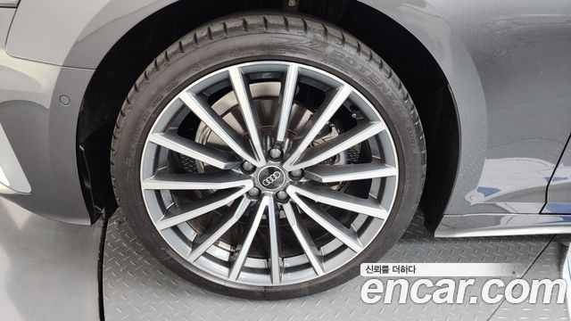Audi A5 (F5) 40 TFSI Quattro Premium Sportback 2023 — фото 5