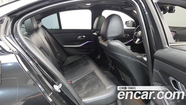 BMW 3 Series (G20) 320i M Sport 2021 — фото 11