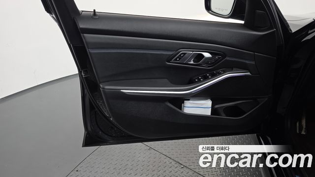 BMW 3 Series (G20) 320i M Sport 2021 — фото 24